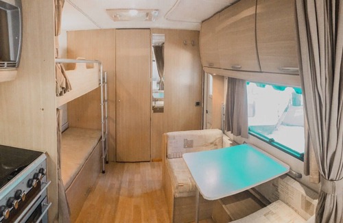Na Chom Thian Hotel | Beach House Camp
