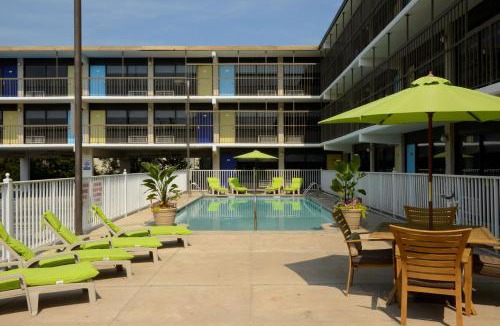 Dewey Beach Hotel | Beach House Dewey
