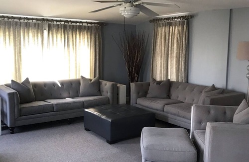 Allerton House | Beach House -discounted rates- 20 yards from Nantasket Beach