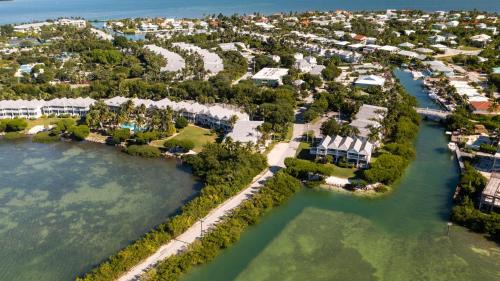 Marathon House | Beach House Getaway - 2BR 2-5BA Coastal Villa