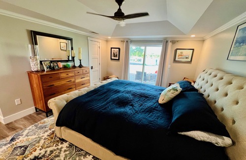 LaPlatte I House | Beach House Lakefront Living & Relaxation