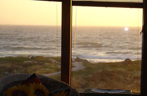 Castroville House | Beach House Located On the Beautiful Monterey Bay