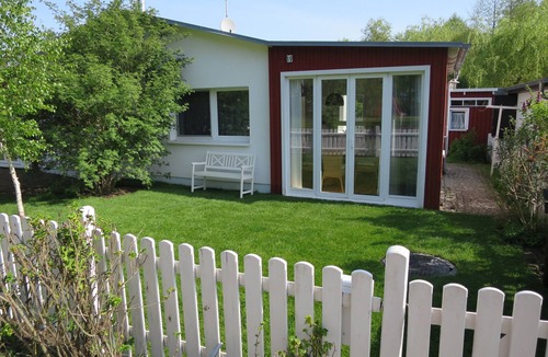 Oberuckersee House | Beach House 'Strandhaus Am Oberuckersee' with Lake View, Private Terrace, and Wi-Fi