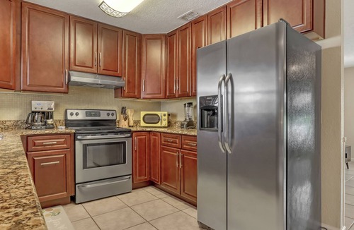 Sea Park Homes House | Beach House walking distance to beach entrance/Pet Friendly