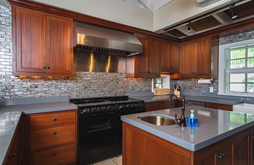 Estate North Slob House | Beach House with a Pool!