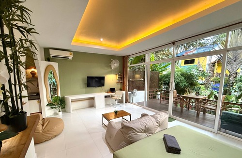 Bai Lan Hotel | Beach Jungle Koh Chang