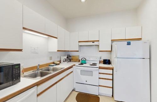 Bandon Apartment | Beach Loop Condo #1 - North Unit