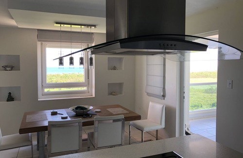 Luquillo Condo | Beach lovers escape!