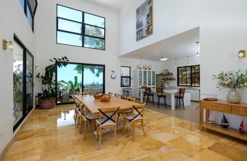 La Iglesia House | Beach & Mountain Villaterrenaspoolbbq6Br