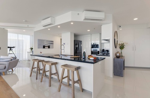 Maroochydore Apartment | Beach on Sixth