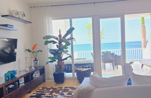 ProCab Condo | Beach Palace Cabarete, Luxurious Beachfront Living at it’s very Best.