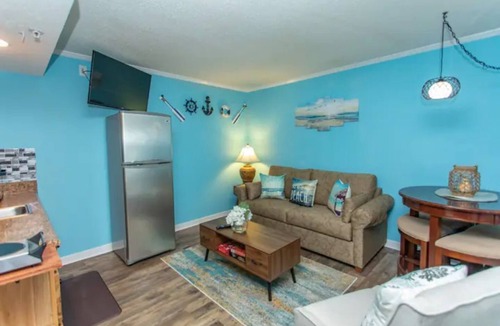 Crescent Beach Hotel | Beach paradise