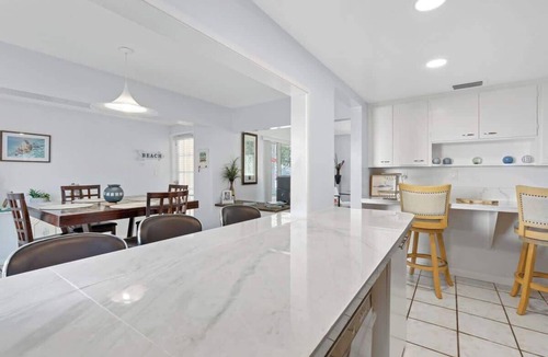 Deerfield Beach House | BEACH PARADISE - Family Fun Beach Home Large 2 Bedroom, Big Terrace, walk to Beaches, Restaurants & shops. pets ok "Close to FAU"
