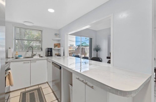 Deerfield Beach House | BEACH PARADISE - Family Fun Beach Home Large 2 Bedroom, Big Terrace, walk to Beaches, Restaurants & shops. pets ok "Close to FAU"