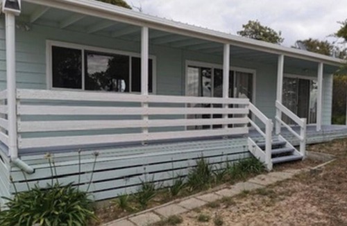 Paradise Beach House | Beach!Please! - Nature Retreat with ALL LINEN Supplied