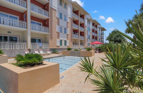 Waterside Village Condo | Beach Please - Waterside Village Condo 105 - Pet Friendly - Steps from the BEACH-Pool & Hot Tub-Boat Dock