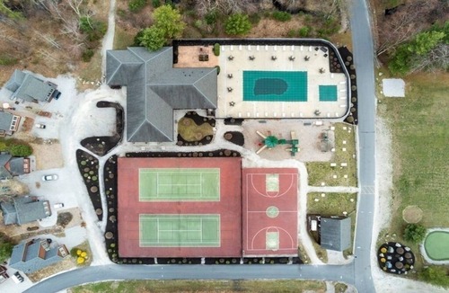 Graniteville Cottage | Beach & pond Cottage