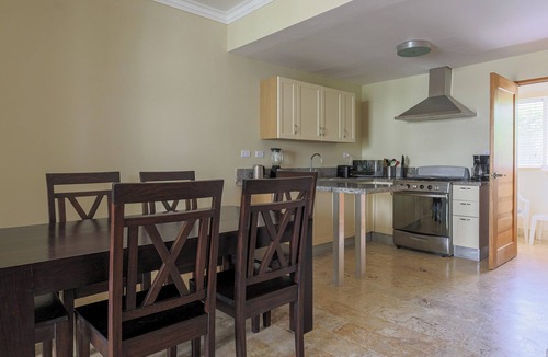 El Cortecito Condo | Beach Residency B2 200Mbps Pool Walk2Beach!