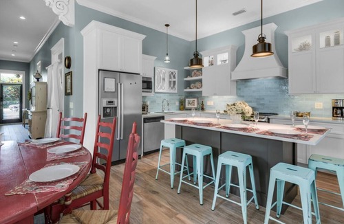 Frangista Beach House | Beach Service ☀️350 Feet to Beach & 30 Feet to *Heated Comm Pool w/ Waterfall ☀️ New Remodel