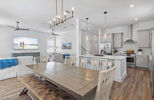 Frangista Beach House | Beach🏖️Service! Rooftop Deck-Private Pool-LSV (Golf Cart)-Bikes🚲-8BR Palm Paradi