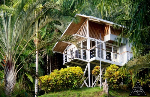 Pavones Cabin | Beach Side Cozy Studio with Amazing Ocean Views
