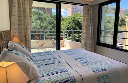 Propriano Apartment | Beach side sea view