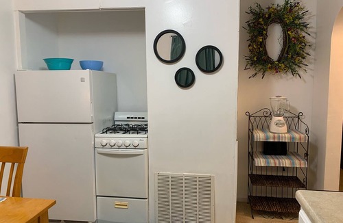 Cottage Line Apartment | Beach Side Studio #2 (Apartment) - Pets Allowed by RedAwning