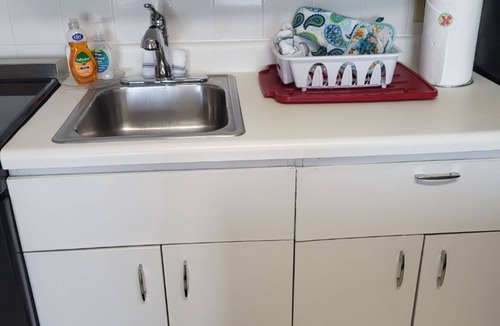 Cate Gray Condo | Beach Side 1-bdrm, AC, Wifi, kitchenette, balcony, direct ocean view.