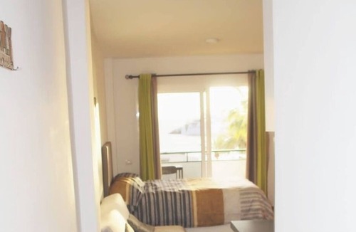 Los Cristianos Condo | Beach studio Los Cristianos VV. parking/wifi