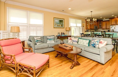 Topsail Beach Condo | Beach Therapy - Oceanfront! 4 BR/3 BA Enjoy the views from Master Bedroom!