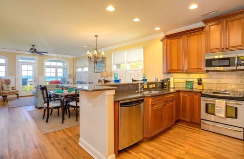 Topsail Beach Condo | Beach Therapy - Oceanfront! 4 BR/3 BA Enjoy the views from Master Bedroom!