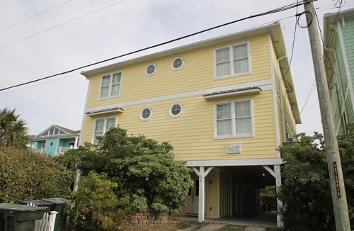 Topsail Beach Condo | Beach Therapy - Oceanfront! 4 BR/3 BA Enjoy the views from Master Bedroom!