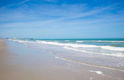 Windy Hill Hotel | Beach Vacation Condos