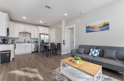 Biloxi Apartment | Beach View 1 Bed Apt.