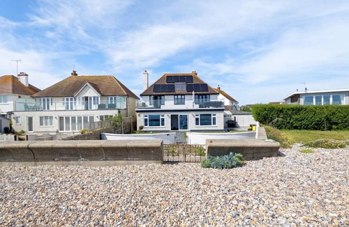 Middleton-on-Sea House | Beach View