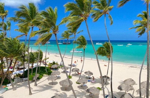 Bavaro Villa | BEACH VILLA 6ppl STEPS TO SAND almost beachfront WIFI BBQ