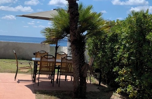 Cucco-Riviere Villa | Beach villa facing Cirella island with garden and private parking
