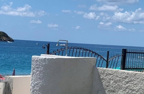 Cucco-Riviere Villa | Beach villa facing Cirella island with garden and private parking