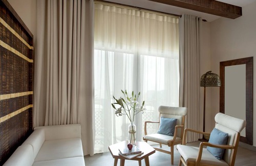 Umm Suqeim 3 Hotel | Beach Walk Boutique
