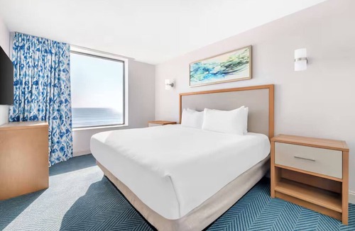 Seminole Park Hotel | Beach Walk Suite w/Pools, Hot Tub & Sunrise Ocean Views for Family Fun