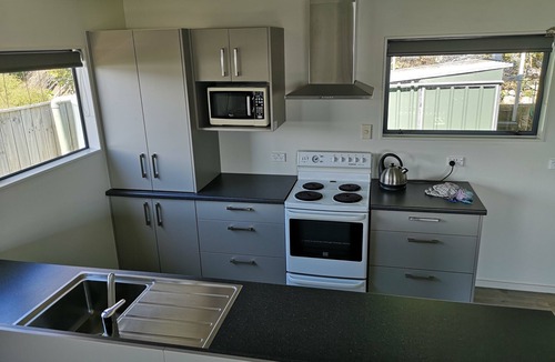 Tata Beach House | Beachaven - REAR Cottage with Free Kayaks and unlimited Wifi.