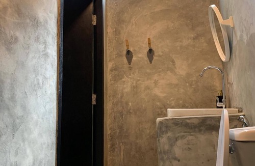 Khong Koi Beach Hotel | BeachBox KohChang