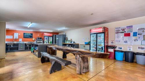 Kaitaia Cabin | Beachcomber Lodge & Backpacker
