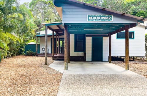 Rainbow Beach House | Beachcomber - Rainbow Shores