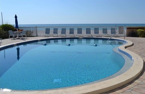 Longboat Key Condo | Beachcomber unit 503