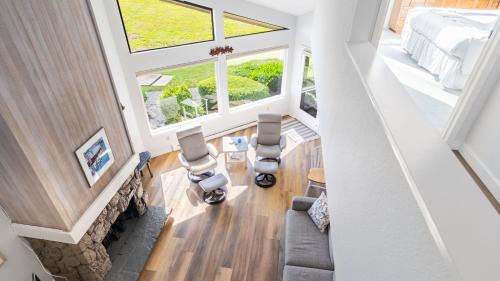 Freeland Apartment | Beachcombers Bliss by AvantStay