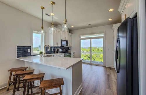 North Topsail Beach House | BEACHDREAM! NEW! Luxury Direct Oceanfront - Pet Friendly