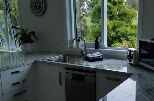 Langs Beach Cottage | Beaches and rural views, pet friendly
