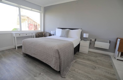Prestatyn Hotel | Beaches Chalets