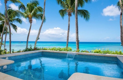 Lower Carlton Apartment | Beachfront 1-Bed with Spa Pool - Reeds House 9